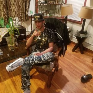 Meet your Posher, Jonathan